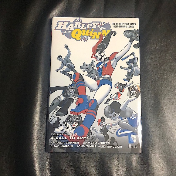 DC Harley Quinn Comic - Picture 1 of 2